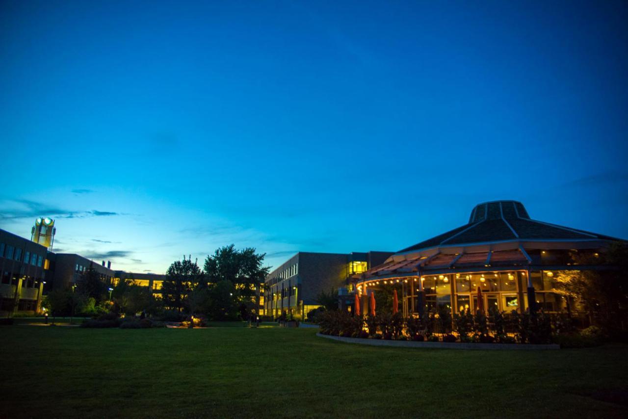 Residence & Conference Centre - Niagara-On-The-Lake Saint Catharines Экстерьер фото